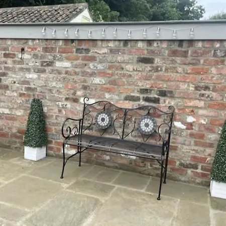 Moat View Free Parking, Central, Ev Plug Apartment