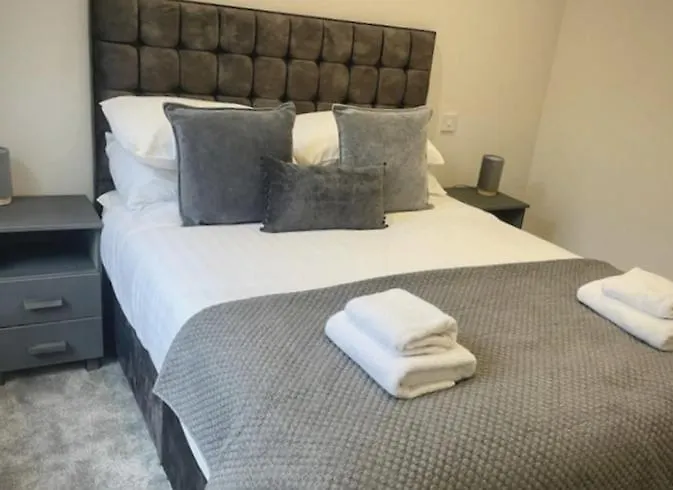 Moat View Free Parking, Central, Ev Plug York