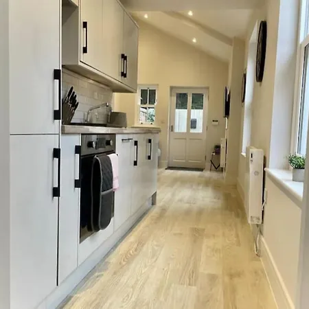 Apartamento Moat View Free Parking, Central, Ev Plug York